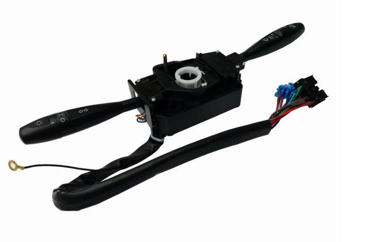 Assemblaggio e fabbricazione di PCB per interruttore combinato per automobili cablate