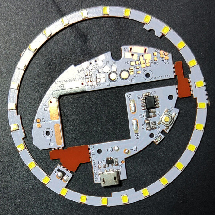 Fabbricazione di PCB flessibili a strato singolo per luci a LED con connettore USB